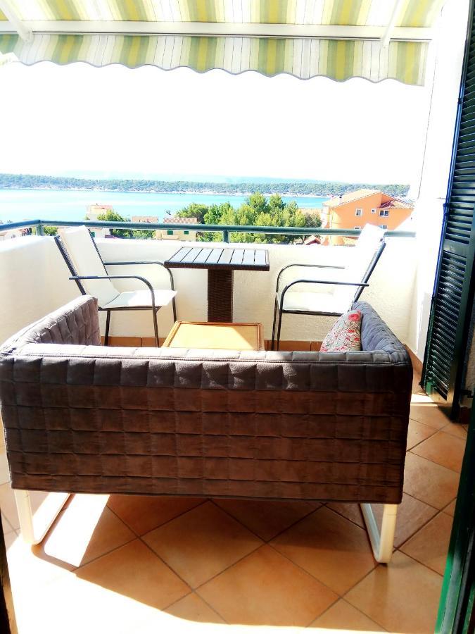 Apartment Apoksiomen Barbat na Rabu Εξωτερικό φωτογραφία