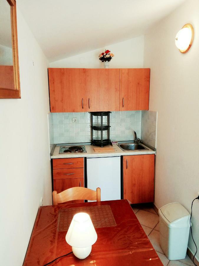 Apartment Apoksiomen Barbat na Rabu Εξωτερικό φωτογραφία